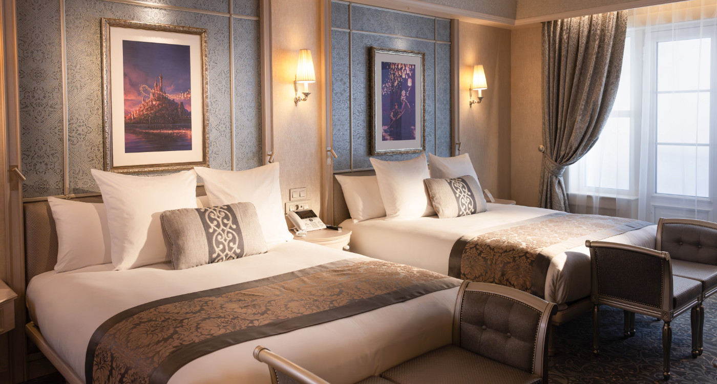 Disneyland Hotel