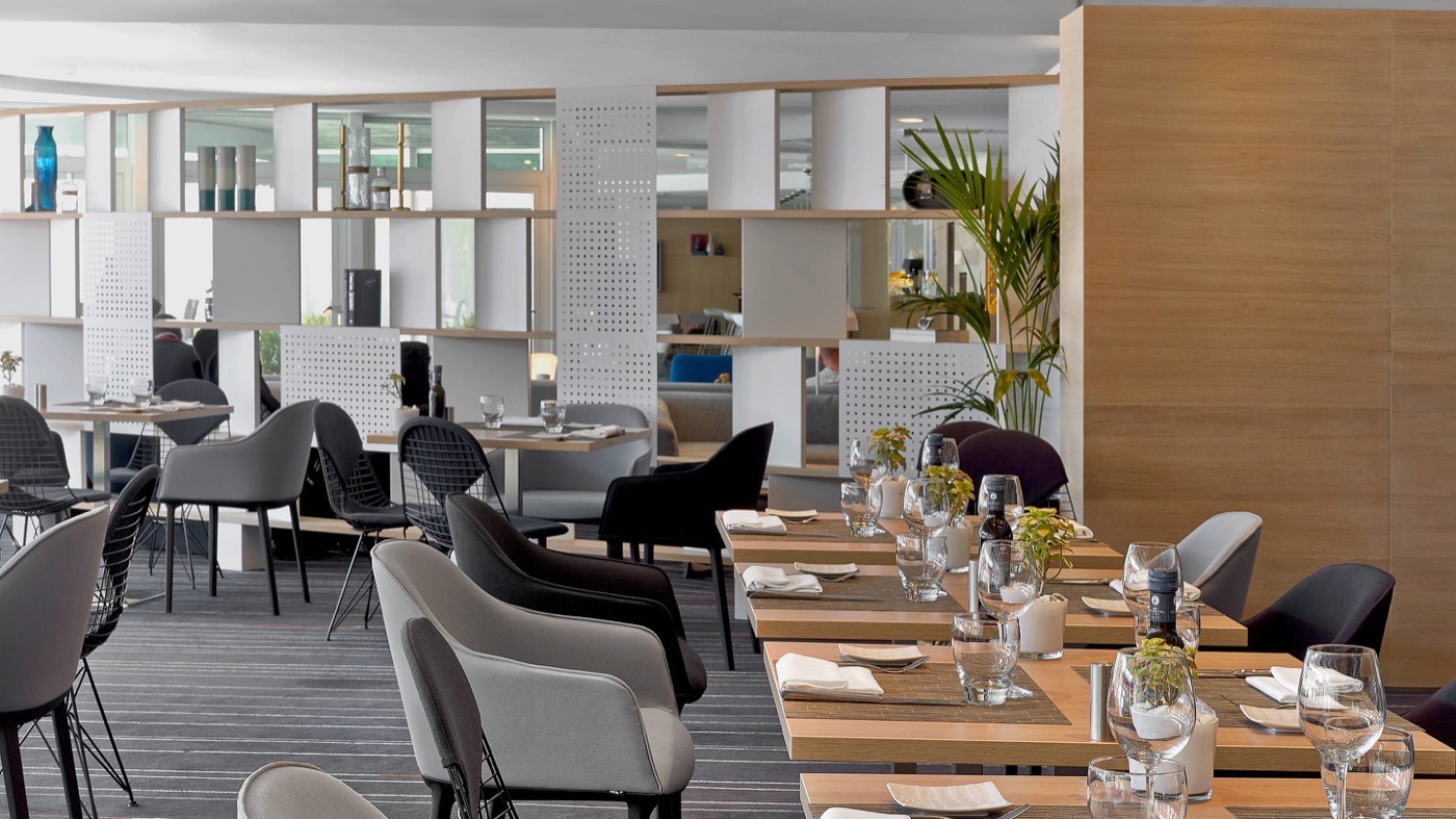 Le Meridien Beach Plaza