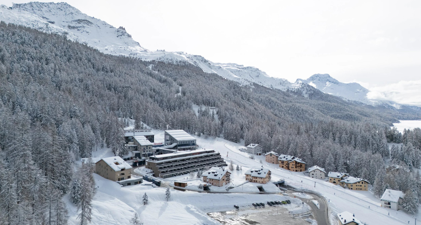 Nira Alpina