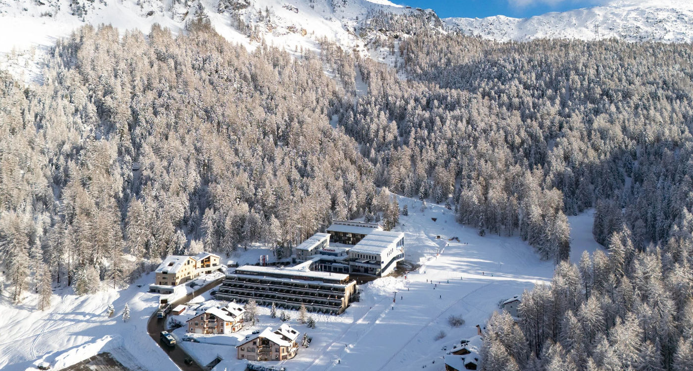 Nira Alpina