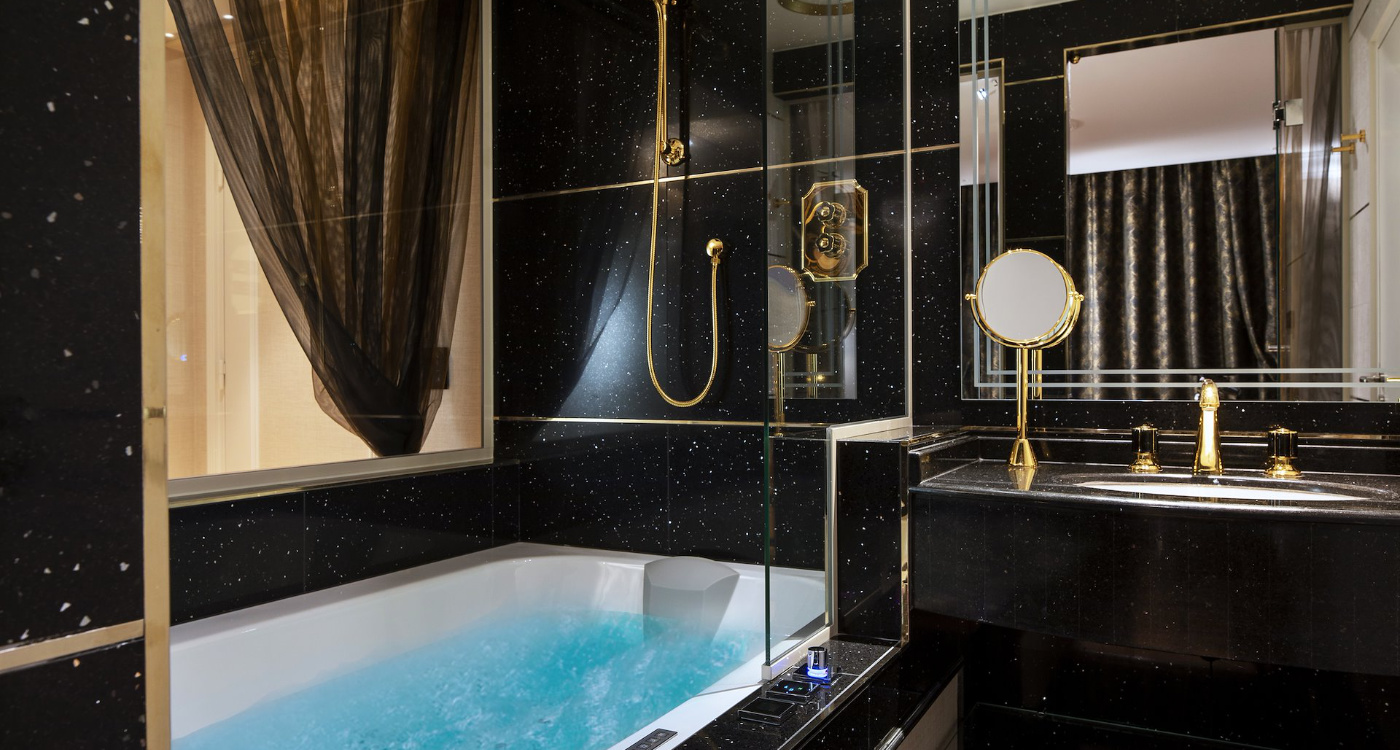 Paris J’adore Hotel & Spa