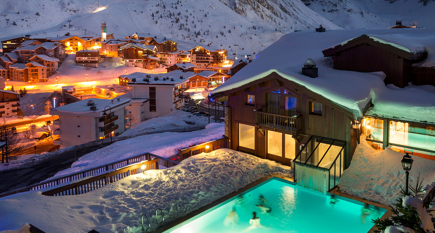 Village Montana Hotel